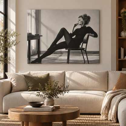 Noreva siyah beyaz kadın kanvas tablo, modern salon duvarında